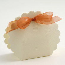 Load image into Gallery viewer, Italian Range Silk Pattern Favour boxes - (Packs of 10)