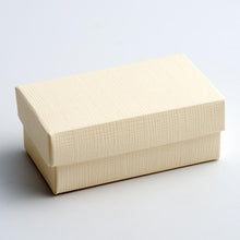 Load image into Gallery viewer, Italian Range Silk Pattern Favour boxes - (Packs of 10)