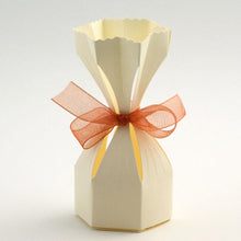 Load image into Gallery viewer, Italian Range Silk Pattern Favour boxes - (Packs of 10)