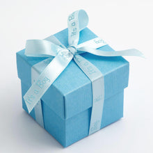 Load image into Gallery viewer, Italian Range Silk Pattern Favour boxes - (Packs of 10)