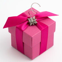 Load image into Gallery viewer, Italian Range Silk Pattern Favour boxes - (Packs of 10)