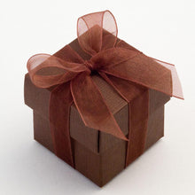 Load image into Gallery viewer, Italian Range Silk Pattern Favour boxes - (Packs of 10)
