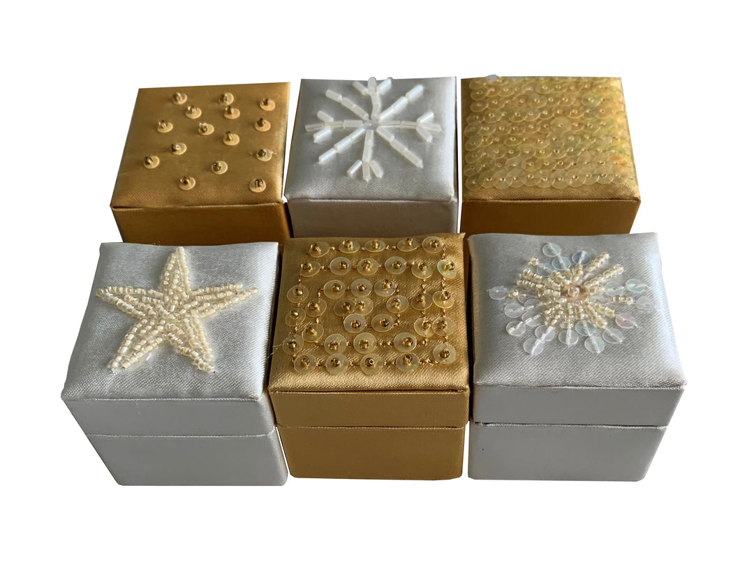 Silver And Gold Satin Hand Detailed Favour Boxes With Hinged Lid (Pack of 6 Boxes)